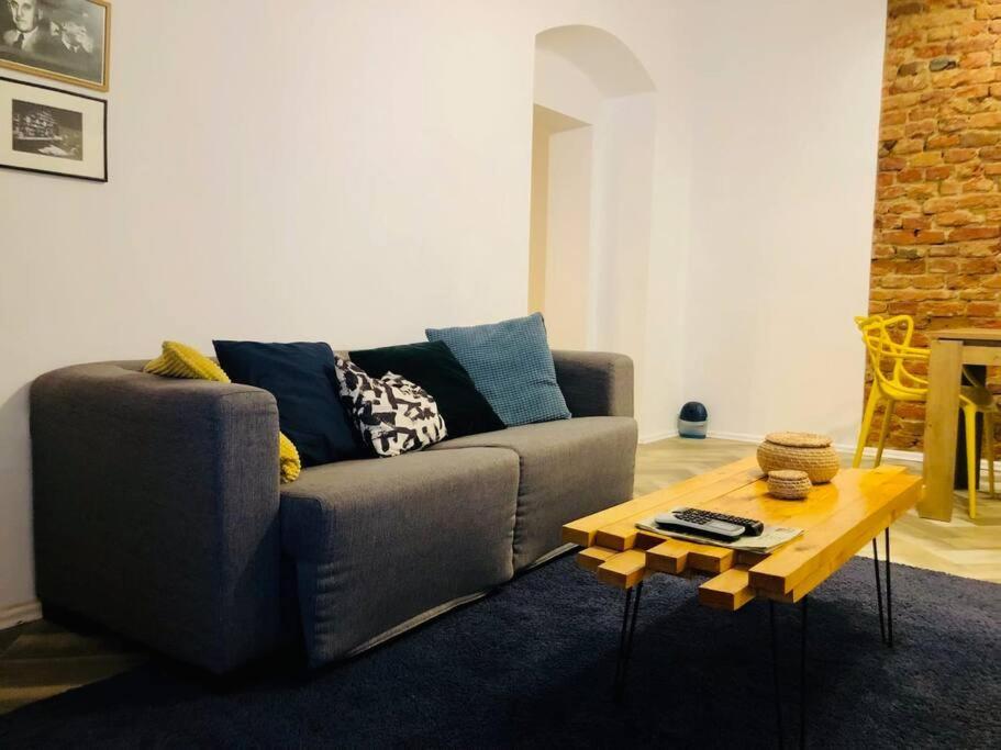 Joy City Stay Libertatii 9Mai 7 Timişoara Extérieur photo