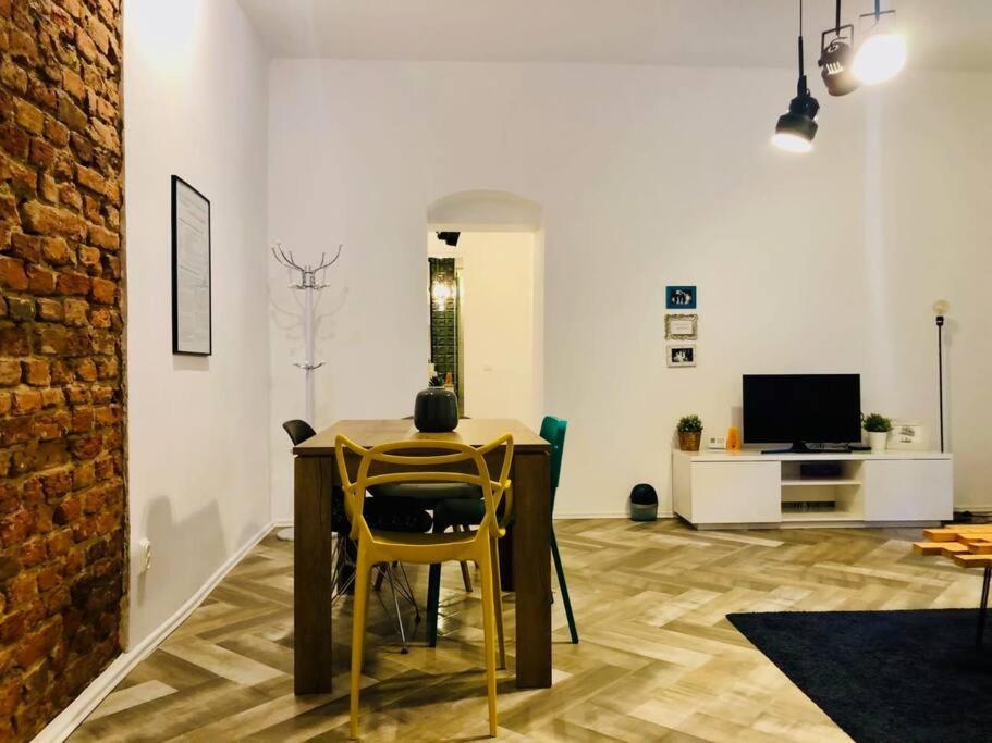 Joy City Stay Libertatii 9Mai 7 Timişoara Extérieur photo
